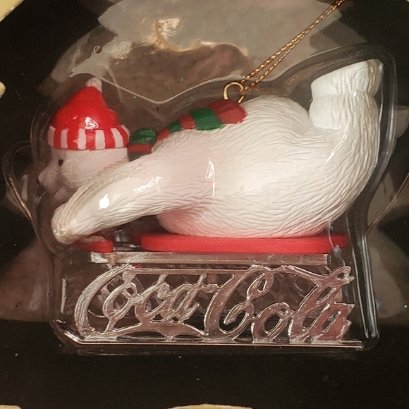 Coca Cola Polar Bear collection.  VINTAGE. NWT. downhill  sledder. Ornament - Picture 2 of 7